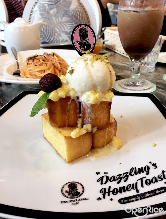 Popular Taiwanese Honey Toast Cafe Dazzling Cafe Is Now In Mid Valley Megamall Openrice Malaysia