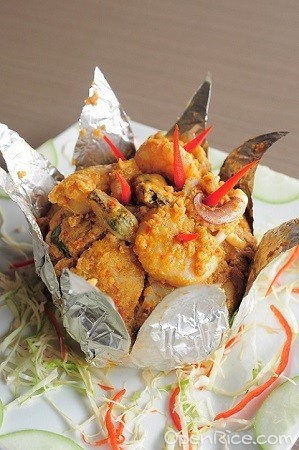 Krathong Thai Restaurant, Thai cuisine, Sri Petaling, Cheras, Glass City, Foil Wrapped Seafood Otak Otak