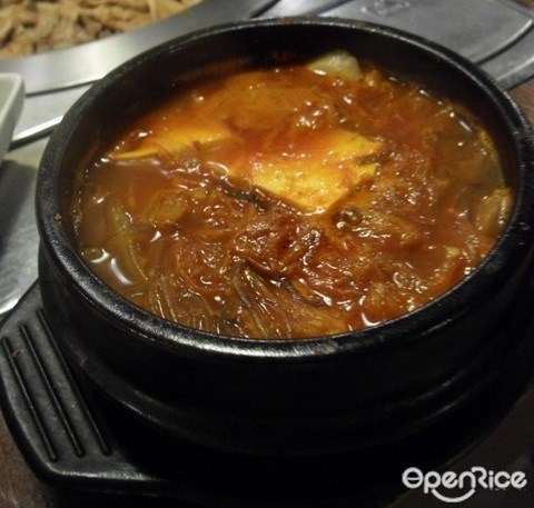 best Korean restaurants in the Klang Valley, best Korean restaurants in KL, best Korean restaurants in Ampang, best Korean restaurants in Solaris Mont Kiara, best Korean restaurants in Mont Kiara, best Korean restaurants in Malaysia, Palsaik Korean BBQ, Palsaik Korean BBQ Solaris Mont Kiara, Pyongyang Koryo, Pyongyang Koryo Bukit Bintang, Sae Ma Eul BBQ, Zen Korean BBQ Ampang, BBQ K, BBQ K Solaris Mont Kiara, KyoChon 1991, KyoChon 1991 1 Utama, Hanwoori, Hanwoori One Ampang Avenue, Chung Wa Dae Ampang Jaya, San Nae Deul, Crazy Fish, Crazy Fish Solaris Mont Kiara, Crazy Fish live octopus