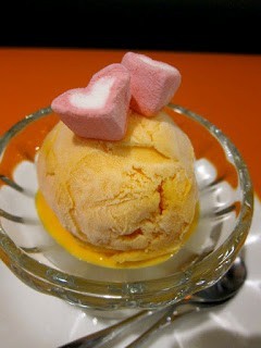 French Mango Ice Cream (RM7.90)